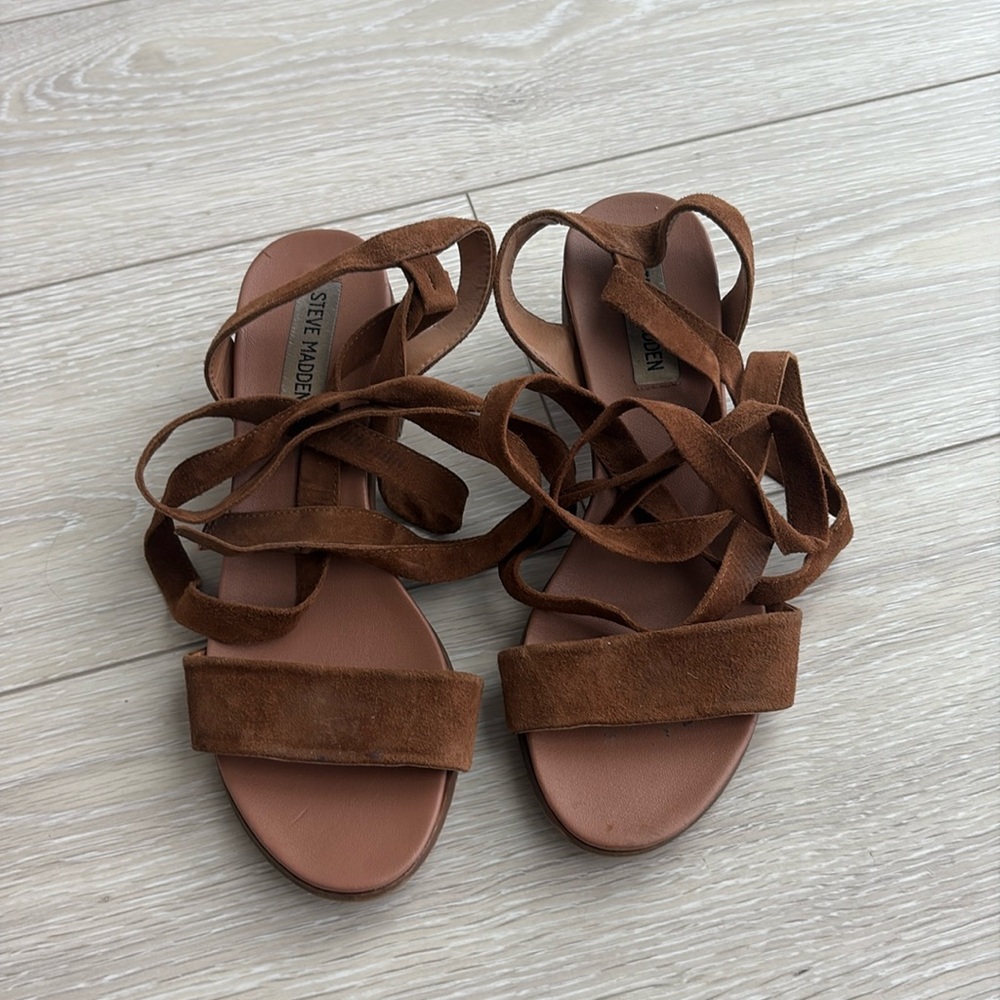 Steve Madden Brown Lace Up Leather Block Heels